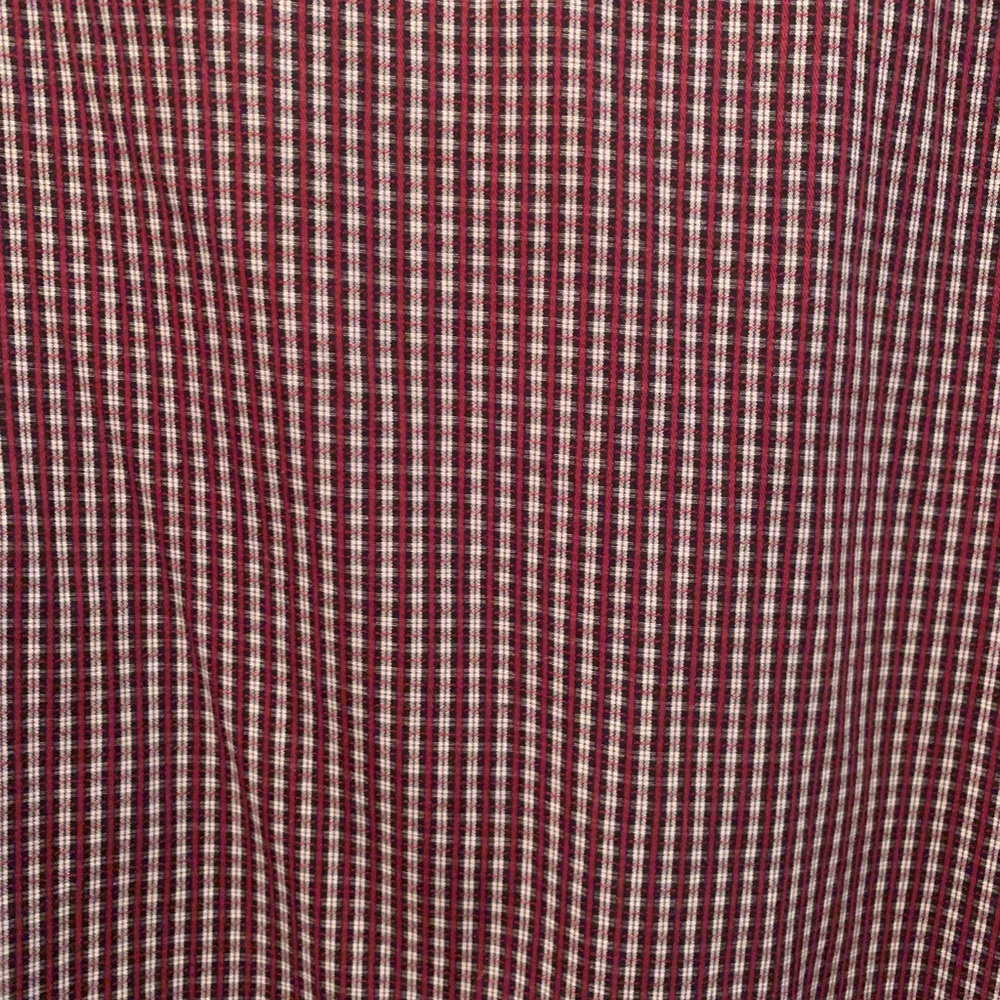 Button down - Picture 3 of 4